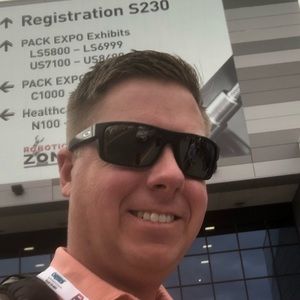 Meet your Posher, Adam